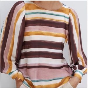 New Zara Round Neck Blouse With Volume.